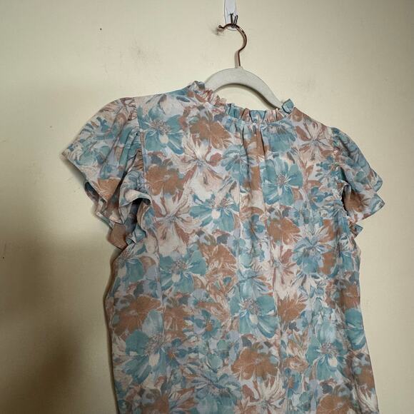 41 Hawthorn Flutter Sleeve Blouse Size Large NWT Blue Floral Pullover Top - Picture 5 of 7